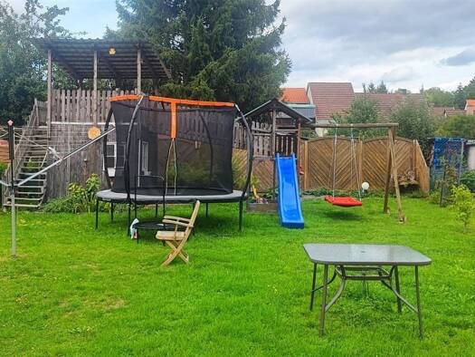 Doppelhaushälfte zum Kauf 209.000 € 4 Zimmer 130 m² 650 m² Grundstück Hildburghausen Hildburghausen 98646