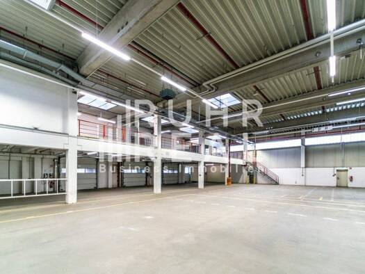 Lagerhalle zur Miete 4.000 m² Lagerfläche teilbar ab 2.000 m² Soest Soest 59494