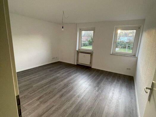 Studio zur Miete 379 € 1 Zimmer 34,5 m² frei ab 01.04.2026 Husemannstraße 47 Hochheide Duisburg 47198