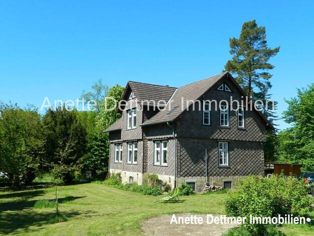 Einfamilienhaus zur Miete 1.000 € 9 Zimmer 219 m² 2.311 m² Grundstück frei ab 01.09.2026 Hohenbüchen Delligsen / Hohenbüchen 31073