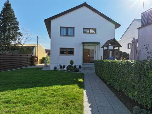 Einfamilienhaus zum Kauf 739.000 € 3 Zimmer 171,1 m² 678 m² Grundstück Großgartach Leingarten 74211