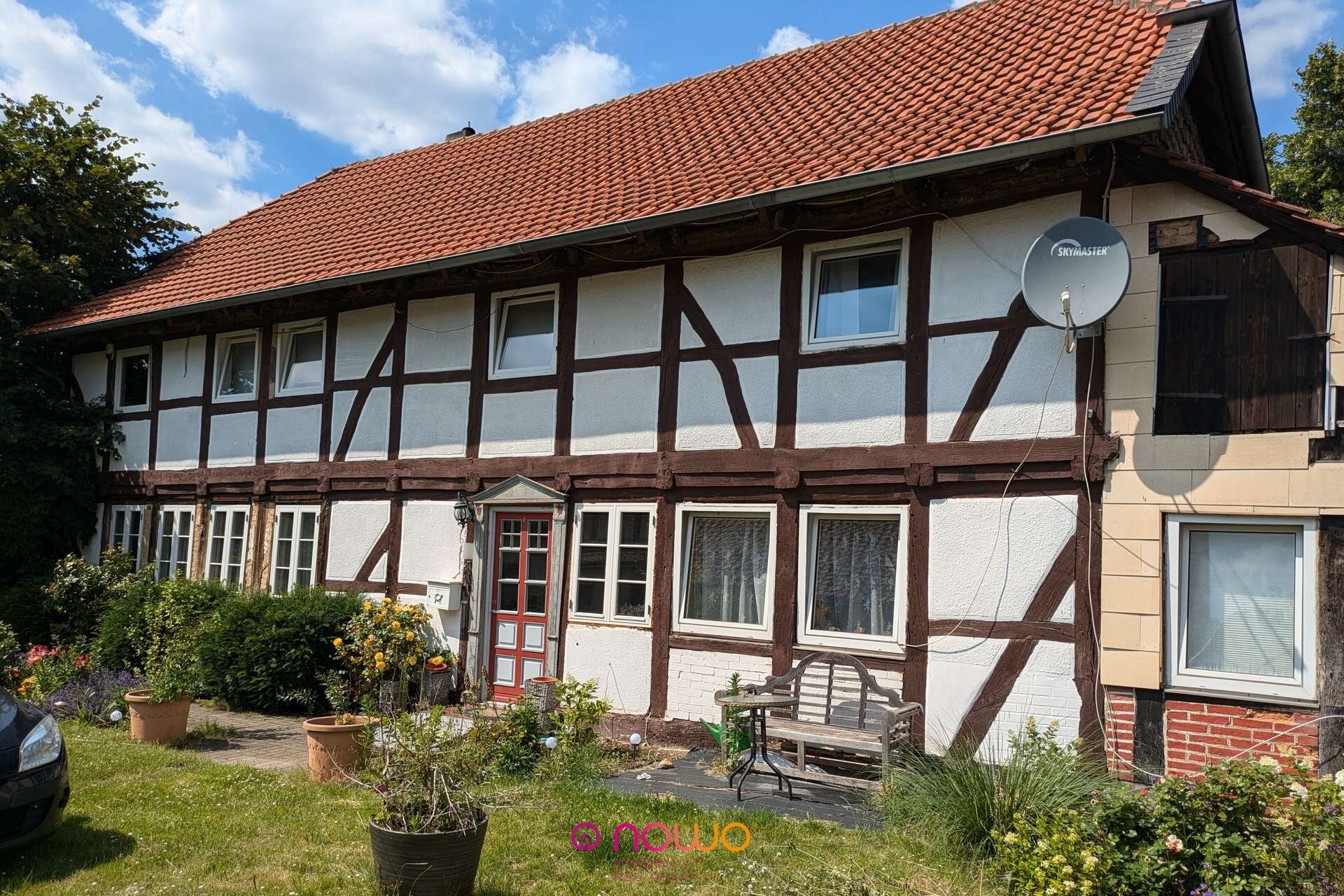 Einfamilienhaus zum Kauf 295.000 € 6 Zimmer 261,8 m²<br/>Wohnfläche 1.099 m²<br/>Grundstück Adersheim Wolfenbüttel 38304