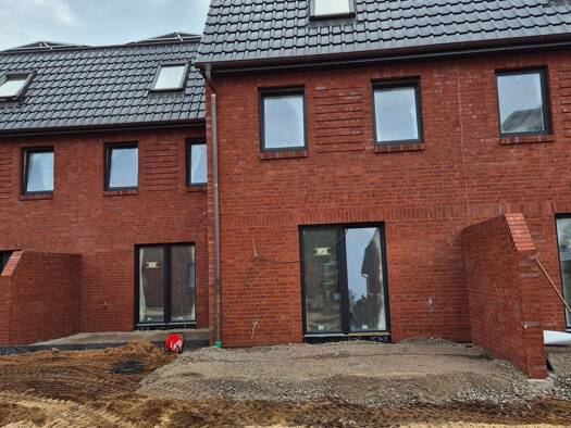 Reihenendhaus zur Miete - Erstbezug 2.430 € 5 Zimmer 127 m² 135 m² Grundstück frei ab sofort Garstedt Norderstedt 22846