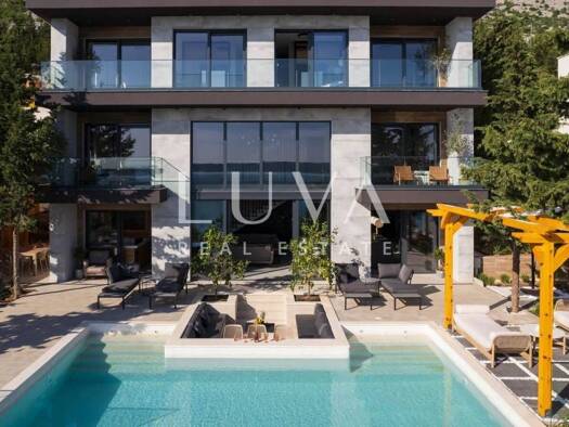 Haus zum Kauf 1.790.000 € 7 Zimmer 270 m² Starigrad Starigrad