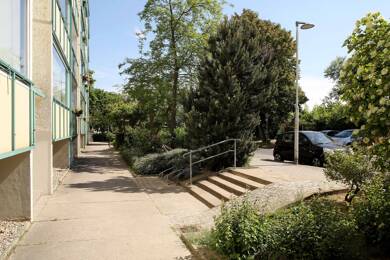 Wohnung zur Miete 390 € 3 Zimmer 62,9 m² 4. Geschoss frei ab 01.07.2025 Hufelandstr. 17 Stadtgebiet Ost Neubrandenburg 17036