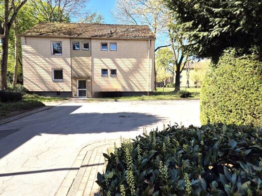 Wohnung zur Miete 290 € 1 Zimmer 38,5 m² EG Hüttenstraße 15 Hochheide Duisburg 47198