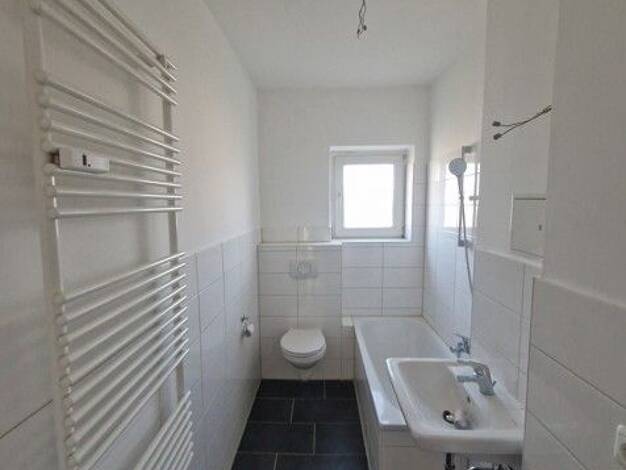 Wohnung zur Miete 555 € 3 Zimmer 64,9 m² 2. Geschoss frei ab 17.05.2026 Bodelschwinghstr. 8 Nordwestlicher Stadtteil Schweinfurt 97421