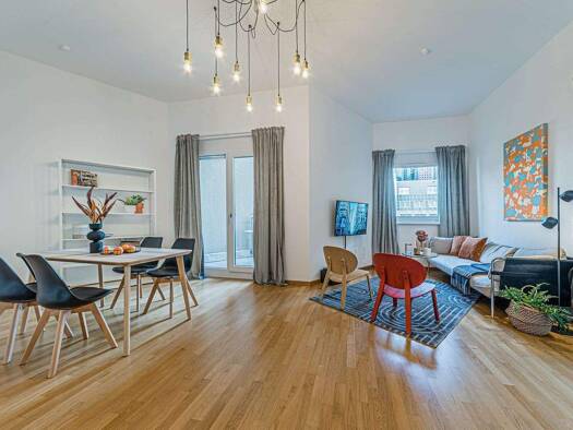Wohnung zur Miete Wohnen auf Zeit 1.690 € 2 Zimmer 70 m² frei ab 02.02.2026 Bahnhofsviertel Frankfurt am Main 60329