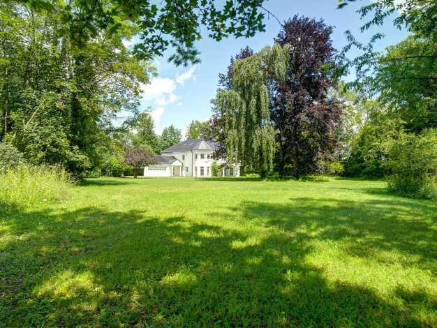 Villa zum Kauf 8,5 Zimmer 419 m² 8.275 m² Grundstück Attenhausen Icking 82057