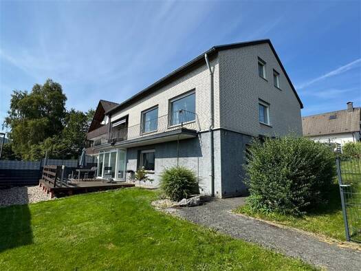 Mehrfamilienhaus zum Kauf 359.000 € 10 Zimmer 230 m² 583 m² Grundstück Hildfeld Winterberg , Westf 59955