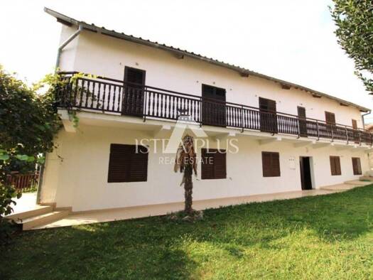 Haus zum Kauf 450.000 € 9 Zimmer 272 m² Centar - Gulici