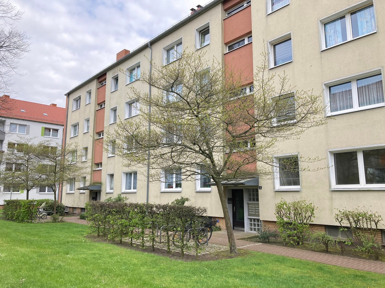 Wohnung zur Miete 651 € 3 Zimmer 66,9 m²<br/>Wohnfläche 2.<br/>Geschoss 01.02.2025<br/>Verfügbarkeit Marienwerder Str. 4 Havelse - Süd Garbsen 30823