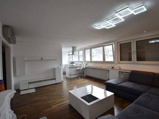 Wohnung zur Miete 2.200 € 3 Zimmer 101 m² 3. Geschoss frei ab sofort Siegfriedstr. 35 Oberkassel Düsseldorf 40549
