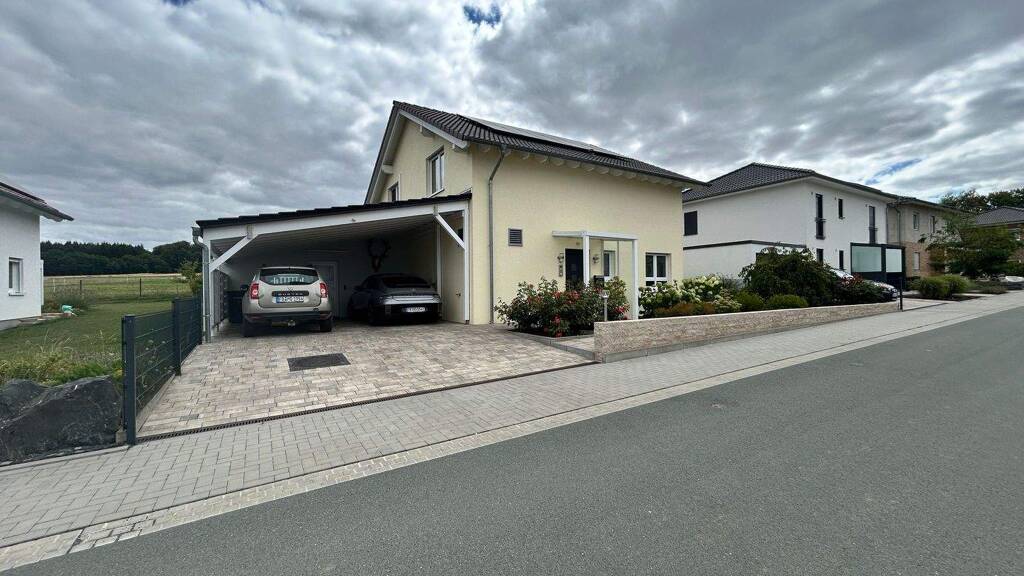 Haus zum Kauf 699.000 € 5 Zimmer 140 m² 550 m² Grundstück Ebersgöns Butzbach 35510