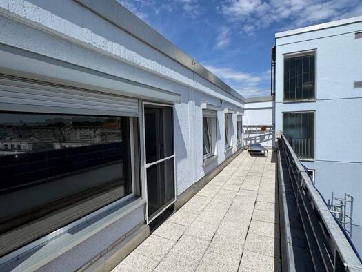 Wohnung zum Kauf 350.000 € 4 Zimmer 100 m² 5. Geschoss Kalk-Mülheimer Str. 386 a Mülheim Köln 51065