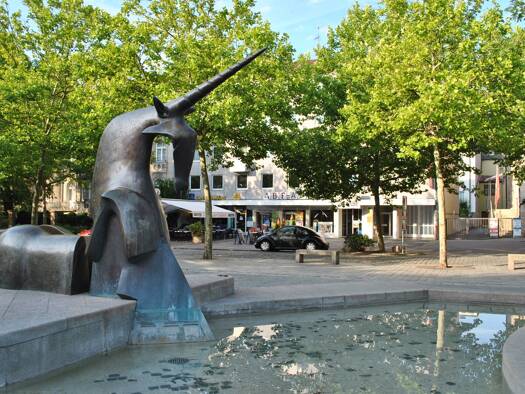 Wohnung zur Miete 769 € 3 Zimmer 84 m² Geschoss 1/2 frei ab 01.03.2026 Königswarterstraße 18 Innenstadt Fürth 90762