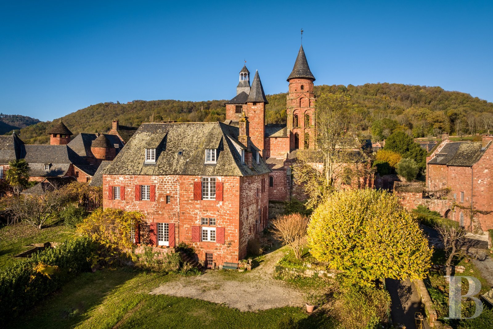 Reihenmittelhaus zum Kauf 495.000 € 9 Zimmer 290 m²<br/>Wohnfläche 1.778 m²<br/>Grundstück Collonges-la-Rouge 19500