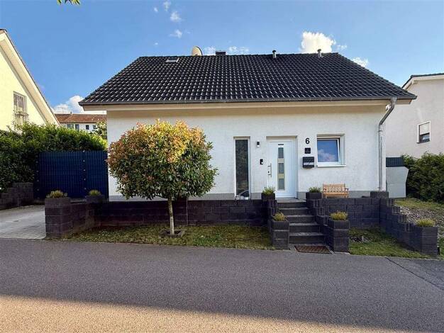 Einfamilienhaus zum Kauf 4 Zimmer 145 m² 424 m² Grundstück frei ab sofort Völklingen 66333