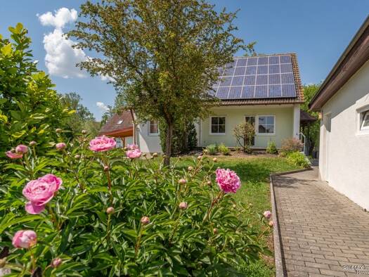 Einfamilienhaus zum Kauf 449.000 € 5 Zimmer 140 m² 878 m² Grundstück Oberndorf Ipsheim 91472