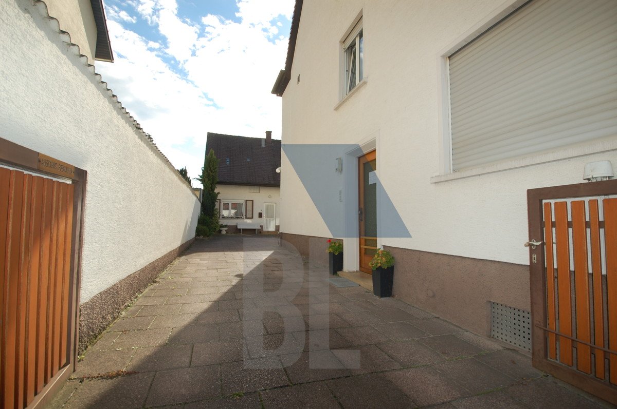 Mehrfamilienhaus zum Kauf 648.000 € 9 Zimmer 173 m²<br/>Wohnfläche 600 m²<br/>Grundstück Eggenstein Eggenstein-Leopoldshafen 76344