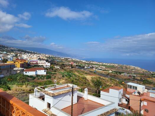 Einfamilienhaus zum Kauf provisionsfrei 569.700 € 11 Zimmer 335,9 m² 729,1 m² Grundstück La Victoria de Acentejo 38380