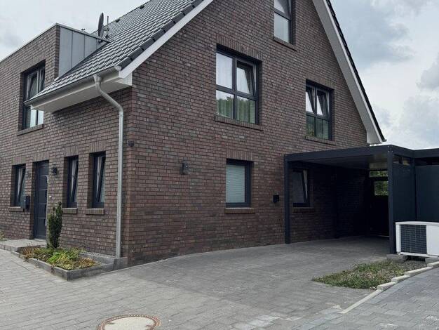Doppelhaushälfte zur Miete 1.700 € 5 Zimmer 125 m² 287 m² Grundstück frei ab 01.11.2026 Gaste Hasbergen 49205