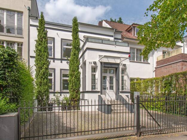 Stadthaus zum Kauf 2.195.000 € 10 Zimmer 449 m² 513 m² Grundstück Hohenfelde Nord 22087