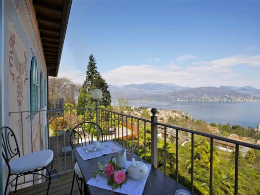 Studio zum Kauf 260.000 € 3 Zimmer 78 m² 2. Geschoss frei ab sofort Baveno Loita