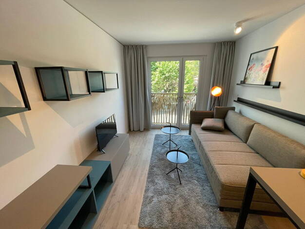 WG-Zimmer zur Miete Wohnen auf Zeit 969 € 24,1 m² 1. Geschoss frei ab sofort Kleyerstr.1 Gallus Frankfurt (Main) - Gallusviertel 60326