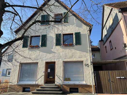 Wohnung zur Miete 1.100 € 5 Zimmer 120 m² Geschoss 1/2 Köppern Friedrichsdorf 61381