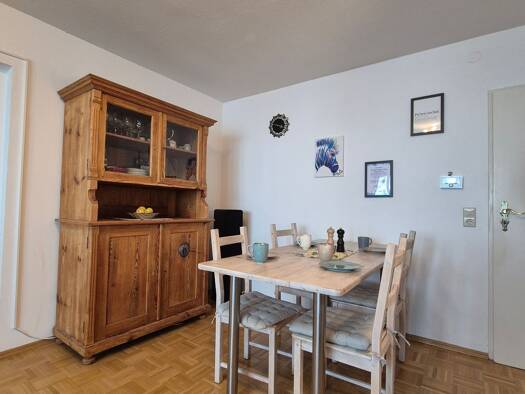 Wohnung zur Miete 850 € 3 Zimmer 70 m² Geschoss 1/4 frei ab 01.11.2025 Sanderau Würzburg 97072