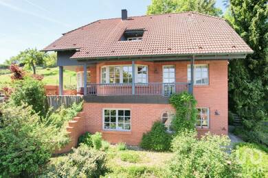 Einfamilienhaus zum Kauf 596.000 € 8 Zimmer 263 m² 1.186 m² Grundstück Leinach / Unterleinach 97274