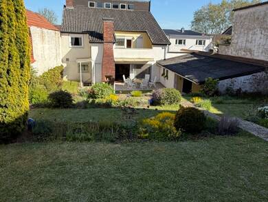 Einfamilienhaus zum Kauf 450.000 € 7 Zimmer 239 m² 588 m² Grundstück Heldenbergen Nidderau 61130