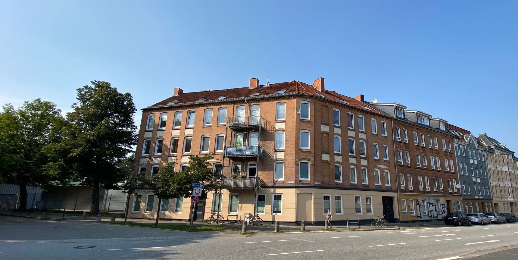 Wohnung zur Miete 1.050 € 5 Zimmer 138 m²<br/>Wohnfläche EG<br/>Geschoss 01.11.2024<br/>Verfügbarkeit Asmusstr. 27 Gaarden - Süd / Kronsburg Bezirk 4 Kiel 24143