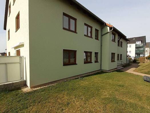 Wohnung zur Miete 410 € 2 Zimmer 61 m² 2 Geschosse frei ab sofort Michaelisweg 3 Oelsnitz Oelsnitz/Erzgebirge 09376