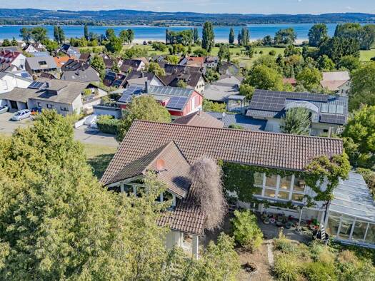 Einfamilienhaus zum Kauf 1.049.000 € 6 Zimmer 441 m² 1.041 m² Grundstück frei ab sofort Gundholzen Gaienhofen 78343