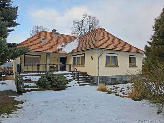 Einfamilienhaus zum Kauf 185.000 € 4 Zimmer 126 m² 5.650 m² Grundstück Steinigtwolmsdorf 01904