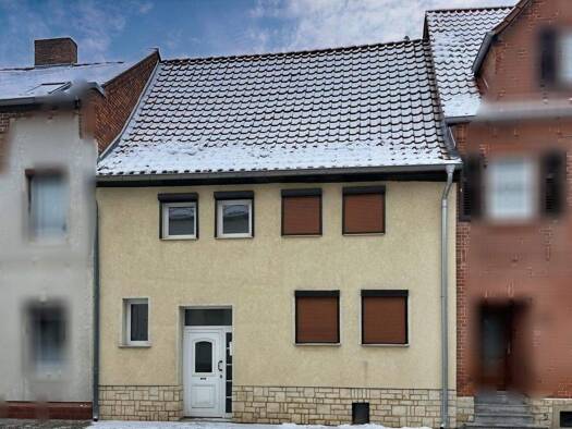 Reihenmittelhaus zum Kauf 68.000 € 3 Zimmer 90 m² 192 m² Grundstück Gröningen 39397