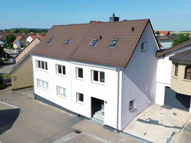 Mehrfamilienhaus zum Kauf 670.000 € 8 Zimmer 261 m² 389 m² Grundstück Gemmingen 75050