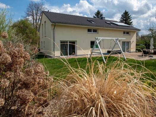 Mehrfamilienhaus zum Kauf provisionsfrei 389.000 € 8 Zimmer 239 m² Triebeler Straße 48 Forst-Stadt Forst (Lausitz) 03149