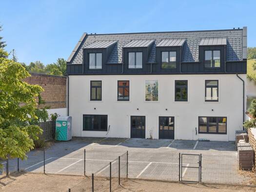 Doppelhaushälfte zum Kauf 690.000 € 5 Zimmer 208,7 m² Ulrichskirchen-Schleinbach 2123