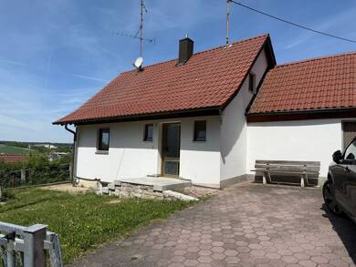 Haus zur Miete 850 € 6 Zimmer 76 m² Bayerbach Bayerbach b. Ergoldsbach 84092