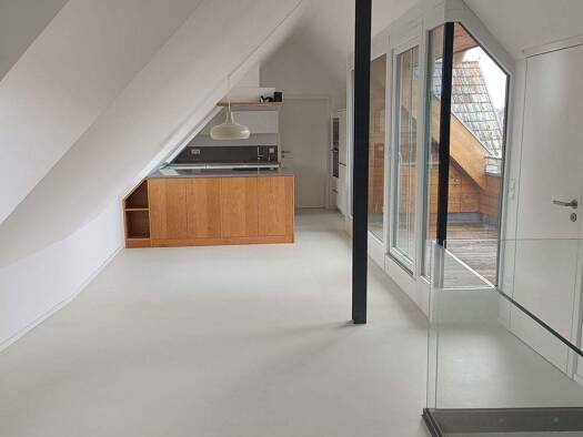 Wohnung zur Miete 980 € 2,5 Zimmer 80 m² 3. Geschoss frei ab sofort Neustadt Neustadt an der Aisch 91413