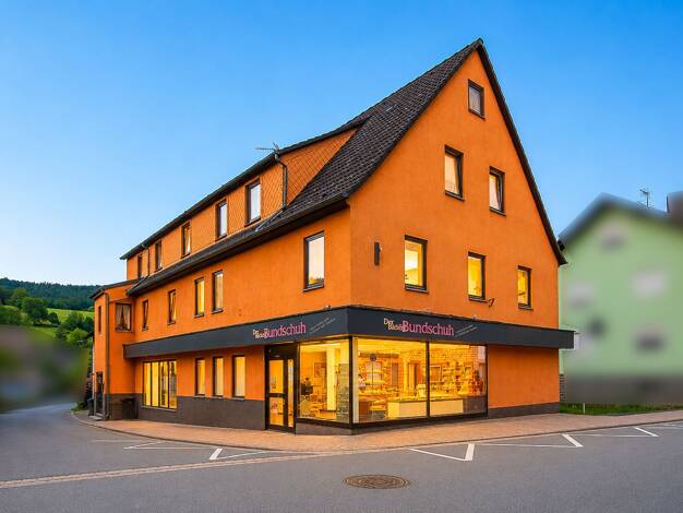 Mehrfamilienhaus zum Kauf 365.000 € 13 Zimmer 381 m² 418 m² Grundstück Kirchzell Kirchzell 63931