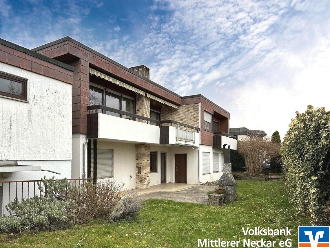 Bungalow zum Kauf 775.000 € 8,5 Zimmer 277,8 m²<br/>Wohnfläche 590 m²<br/>Grundstück ab sofort<br/>Verfügbarkeit Wendlingen Wendlingen 73240