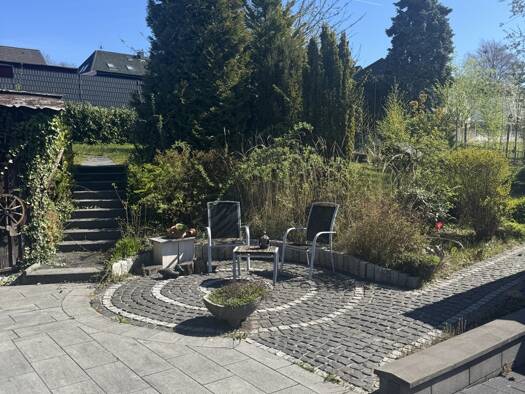 Bungalow zum Kauf 370.000 € 3 Zimmer 155 m² 594 m² Grundstück Höffen Lohmar 53797