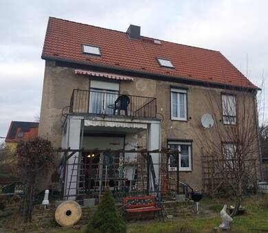 Haus zum Kauf 127.500 € 205 m² 743 m² Grundstück Schkopau Schkopau 06258