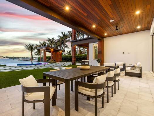 Herrenhaus zum Kauf 11.118.768 € 7 Zimmer 769,2 m² 1708 N Lakeside Drive Lake Worth Beach 33460