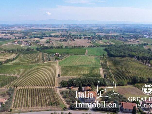 Bauernhaus zum Kauf 860.000 € 13 Zimmer 360 m² 47.000 m² Grundstück Montepulciano 53045
