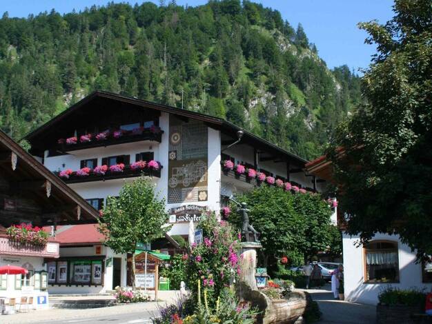 Wohnung zur Miete 690 € 2 Zimmer 46 m² 1. Geschoss frei ab 01.12.2027 Reit im Winkl Reit im Winkl 83242
